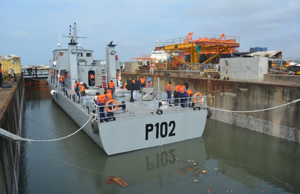 NNS KARADUA